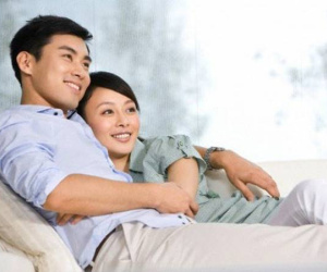 Người xưa có câu 'Vợ chồng bằng tuổi nằm duỗi mà ăn', điều này có thực sự đúng?