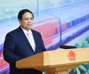 Thủ tướng yêu cầu quyết tâm xây dựng bằng được lĩnh vực cấp bách hàng trăm tỷ USD ở Việt Nam