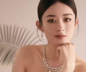 Bộ mặt thật của Triệu Lệ Dĩnh: Giở thủ đoạn chèn ép bạn diễn, dung túng cho fan làm loạn?