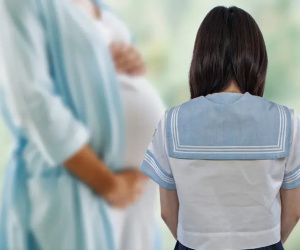 Dư luận Trung Quốc phẫn nộ vụ việc thiếu nữ 17 tuổi mang thai hộ cho người đàn ông 50 tuổi