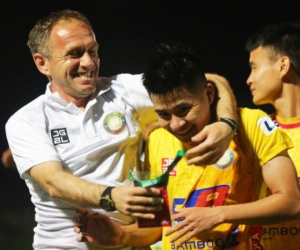 Bị kiện, đội bóng Việt Nam bất ngờ nhận án cấm từ FIFA trong vòng 3 mùa