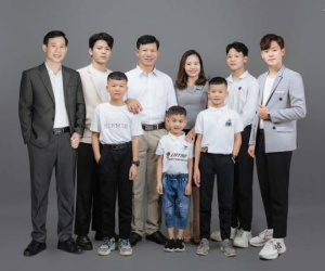 Vợ chồng ở Nghệ An sinh 6 con trai, tậu sẵn 6 miếng đất làm ‘của để dành’