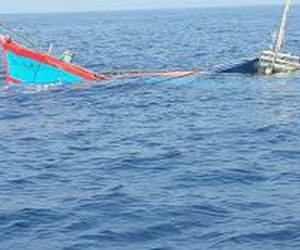 Chìm tàu cá trên biển Phú Quý, trên tàu có 22 ngư dân