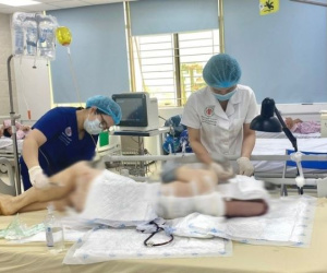 Ớn lạnh người phụ nữ bị lột da đầu do tóc cuốn vào máy