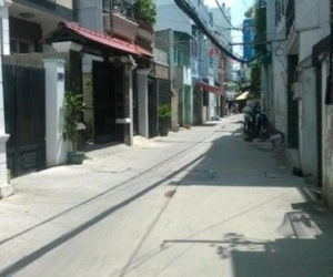 Nhà trong ngõ Hà Nội tăng giá nhẹ, giao dịch 'túc tắc': Mức giá dưới 5 tỷ đồng/căn được săn đón nhiều nhất