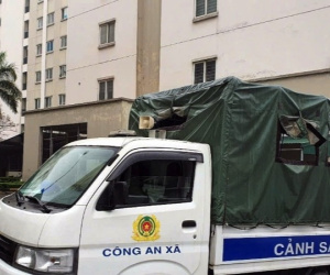 Một ngày sau khi sát hại bạn gái ở Hà Nội, kẻ nghi 'ngáo đá' vẫn chưa tỉnh táo