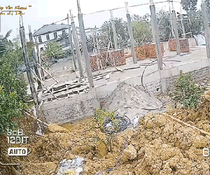 Video: Bé trai gần 3 tuổi cố gắng cứu bạn rơi xuống ao trước khi gọi người lớn