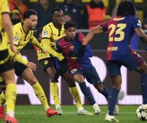 Barcelona khởi động giấc mơ 'ăn bốn'