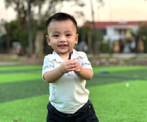 Vụ bé 3 tuổi nhanh trí cứu bạn rơi xuống hố sâu: Mẹ ruột muốn đón về nuôi, quyết định cuối cùng ra sao?