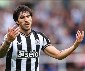 Sao Newcastle lại bị điều tra tội cá cược, cựu sao Man United liên quan