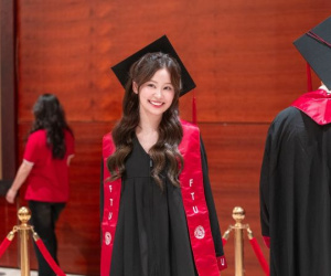 Á khôi Ngoại thương tốt nghiệp ĐH sớm hot rần rần Threads, TikTok: Đã xinh còn siêu giỏi!