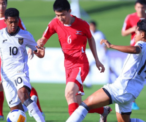Xác định 2 cặp đấu bán kết U17 châu Á 2025