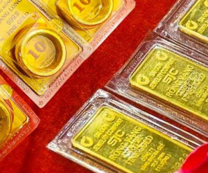 Giá vàng nhẫn, vàng SJC chiều 21/4 tiếp tục tăng vù vù, tiến sát mốc đỉnh lịch sử