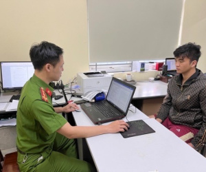 Nam tài xế điều khiển xe máy đâm nữ công nhân môi trường tử vong đã bị bắt