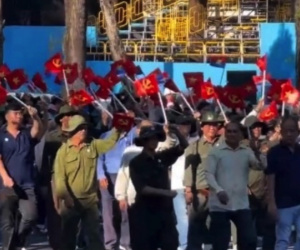 Video: Hàng trăm kiều bào miệt mài luyện tập diễu hành tại TP.HCM