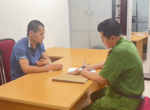 Vũ Văn Lịch khóc nức nở, khai cướp ngân hàng VietinBank để được đi tù