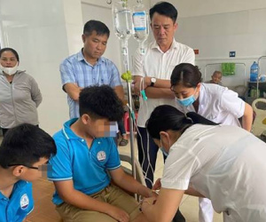 27 học sinh nhập viện, chưa xác định được nguyên nhân