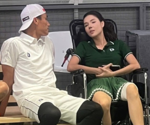 Tình cảnh đáng thương của Kỳ Hân - vợ Mạc Hồng Quân sau vụ gãy chân vì chơi pickleball
