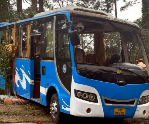 Hiện trường vụ lật xe khách khiến 3 người tử vong ở Tam Đảo
