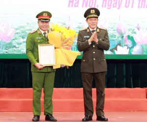 Đề nghị miễn nhiệm 6 Ủy viên UBND thành phố Hà Nội