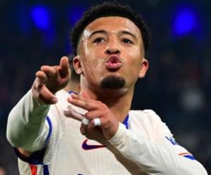 Chelsea thắng hủy diệt, đứng trước kỷ lục vô tiền khoáng hậu ở cúp châu Âu