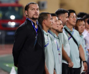 Thắng 'hủy diệt' để thách thức V.League, HLV châu Âu giới thiệu ngôi sao mới cho thầy Kim Sang-sik?