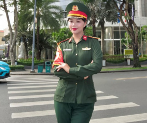 Trung úy Ngô Lâm Phương bất ngờ nổi tiếng mạng xã hội quốc tế, chính chủ lập tức có phản ứng