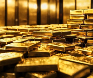 Giá vàng thế giới giảm mạnh sau kỷ lục, tuần tới ra sao?