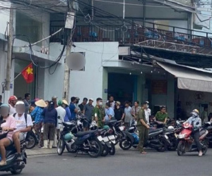 Vụ 3 người tử vong trong khách sạn: Đau xót cảnh giấy khen, bình sữa đặt cạnh di ảnh bé trai 5 tuổi