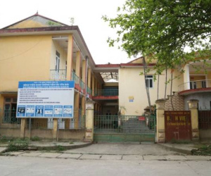 Nhiều công sở ở Yên Bái bỏ trống