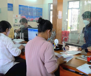 2 nhóm công chức phải nghỉ việc trước khi kết thúc lộ trình sắp xếp