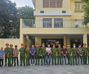 Triệt phá đường dây buôn lậu xăng dầu ‘khủng’, khởi tố 53 bị can, trong đó có nhiều cán bộ hải quan