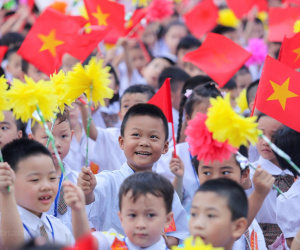 Từ năm 2026, tuyển sinh lớp 1, lớp 6 theo nguyên tắc 'nhà gần trường'
