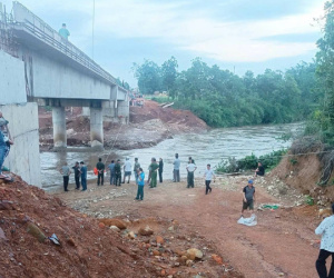 7 học sinh bị cuốn trôi ở Quảng Ninh, 2 em tử vong, 2 em vẫn mất tích