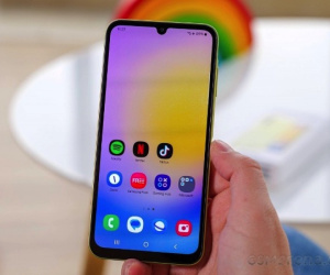 Đây là cực phẩm giá rẻ như cho nhưng có chip của vua tầm trung, màn xịn lấn át cả iPhone 16