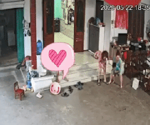 Thót tim 30 giây giành giật sự sống cho bé trai 6 tuổi bị hóc dị vật và bài học đắt giá