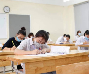 Quay cuồng luyện thi cấp tốc vào lớp 10: Lợi bất cập hại