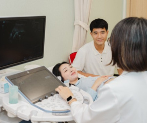 Bác sĩ giải thích nguyên nhân hiếm muộn, vô sinh ở người trẻ: Tất cả là do lối sống