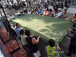 Khoảnh khắc 'nghẹt thở' khi cụ bà 102 tuổi gặp nạn và 'phép màu' từ những người xa lạ