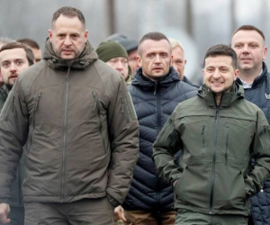 Nhân vật quyền lực đứng sau nói gì ông Zelensky nghe nấy, lương cao hơn Tổng thống Ukraine 44%