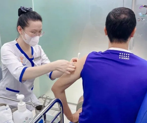 Hà Nội: sốt xuất huyết có thể gia tăng, COVID-19 và sởi tiếp tục được giám sát chặt chẽ