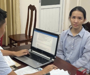 Đối tượng truy nã đặc biệt nguy hiểm Phạm Thị Ngọc Nha ra đầu thú