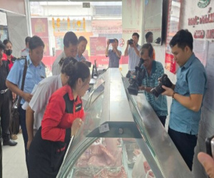 Nhiều tỉnh đồng loạt kiểm tra các cửa hàng, lò mổ của C.P. Việt Nam