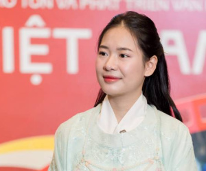 Giao Cún xin lỗi và hoàn tiền vì quảng cáo sách có nội dung nhạy cảm