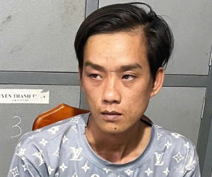 Bé gái 9 tuổi vừa nghỉ hè đã bị gã trai hàng xóm xâm hại