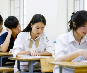 Gần 103.000 thí sinh Hà Nội bước vào môn thi đầu tiên, giành suất lớp 10