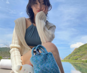 'Em gái quốc dân' Kim Yoo Jung xả ảnh ăn chơi tại Việt Nam: Ít son phấn mà xinh cỡ này!