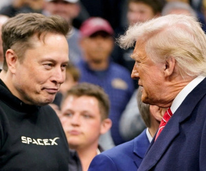 'Khẩu chiến' Trump - Musk: Kịch bản được dàn dựng?