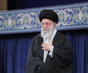 Lãnh tụ tối cao Iran thề sẽ 'trừng phạt nặng' Israel