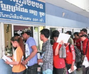 Ông Hun Sen kêu gọi người Campuchia ở Thái Lan về nước